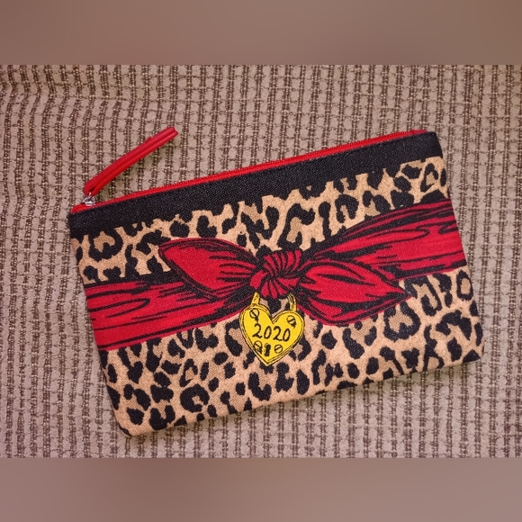 🆕Brighton Canvas Cheetah Print Cosmetic Bag Makeup Bag Toiletry Bag NWOT - Picture 1 of 7